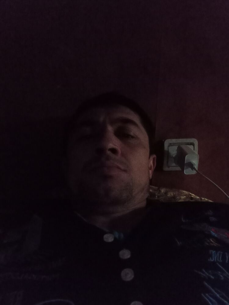  24570981  Murod, 41 ,    