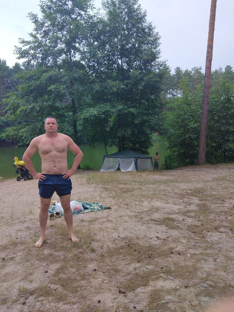  ,   Alexei, 44 ,   ,   , c , 