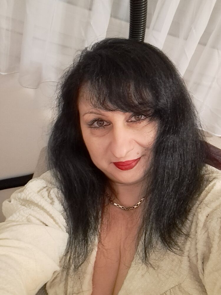  40148221  Katerina, 53 ,    