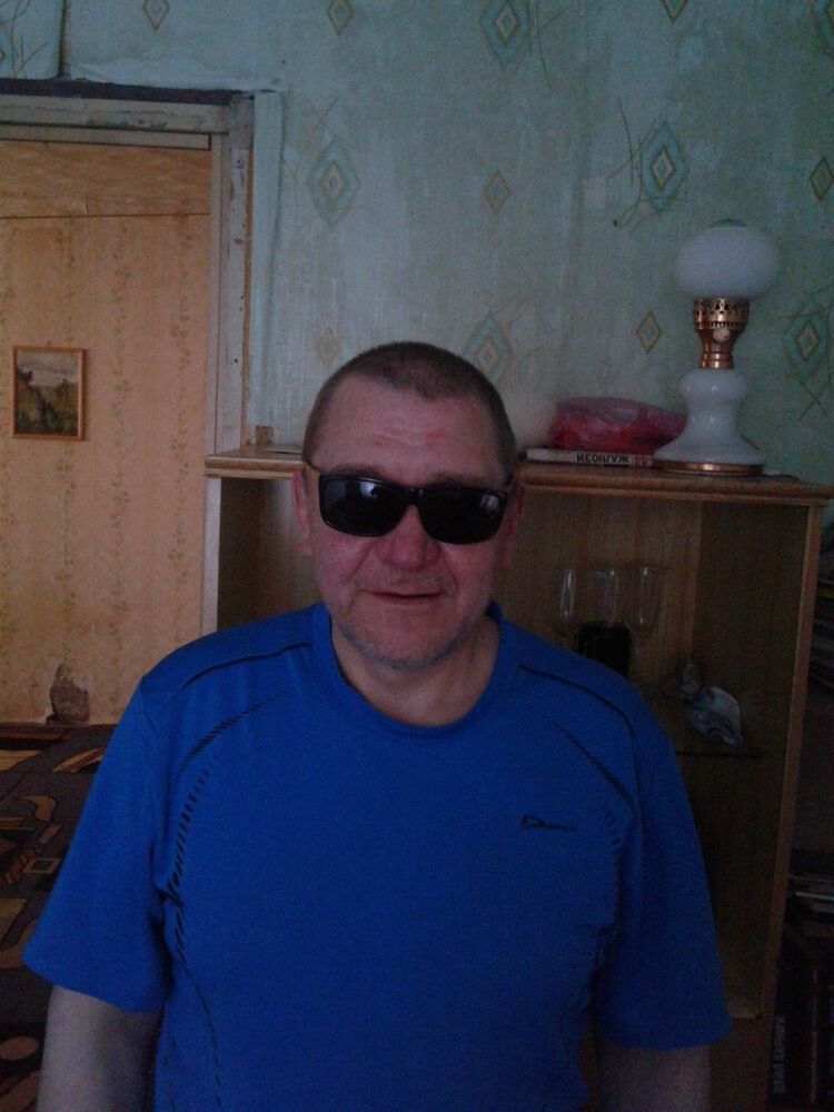  15008211  Aleksandr, 51 ,    