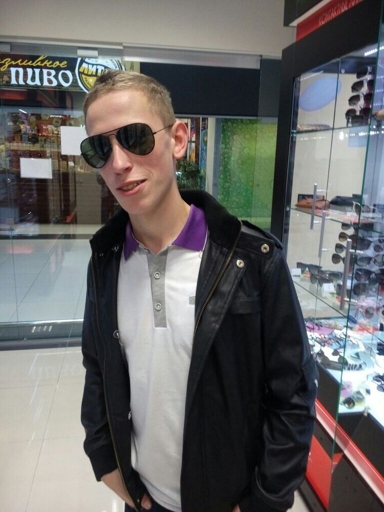  ,   Tyoma, 30 ,   ,   , c , 