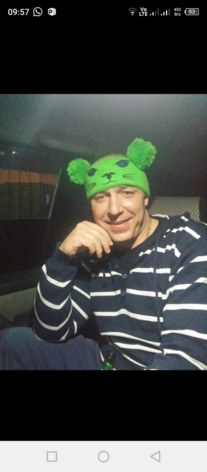  ,   Nikolas, 35 ,   ,   , c 