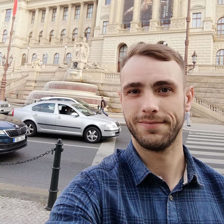  24004881  Vladio, 30 ,    Celakovice