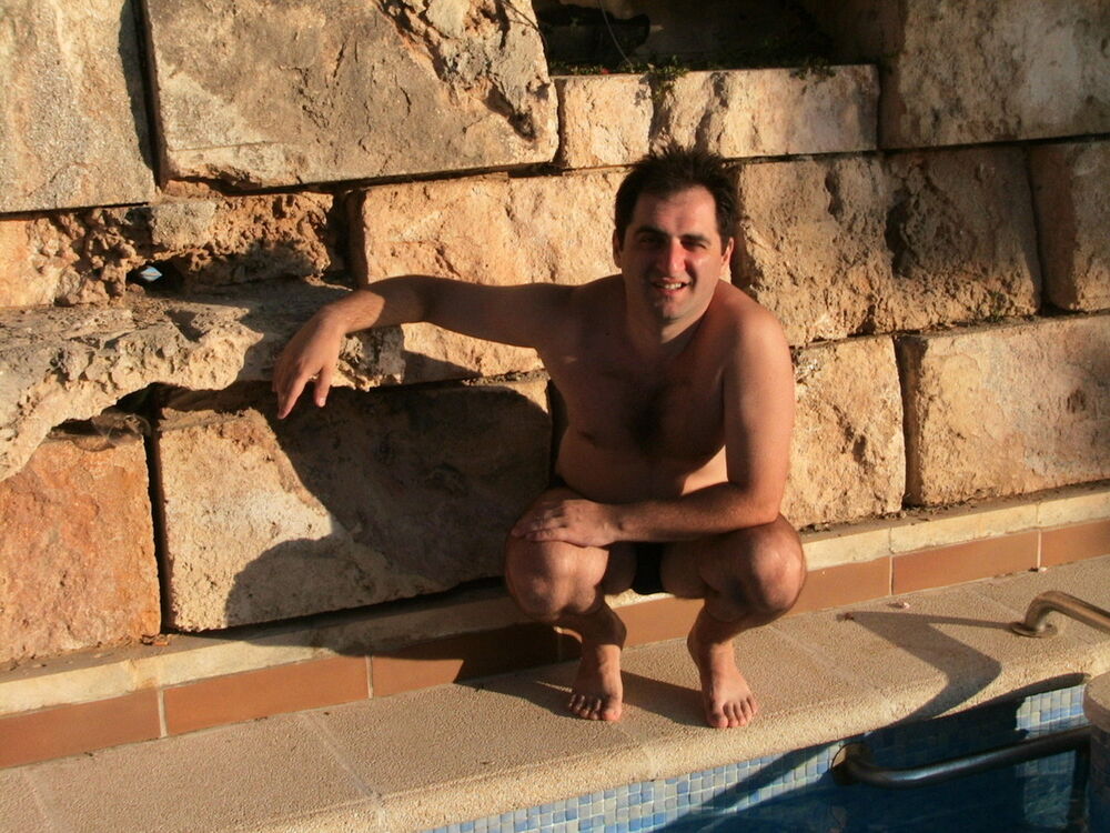  ,   IRAKLI, 52 ,   ,   , c 