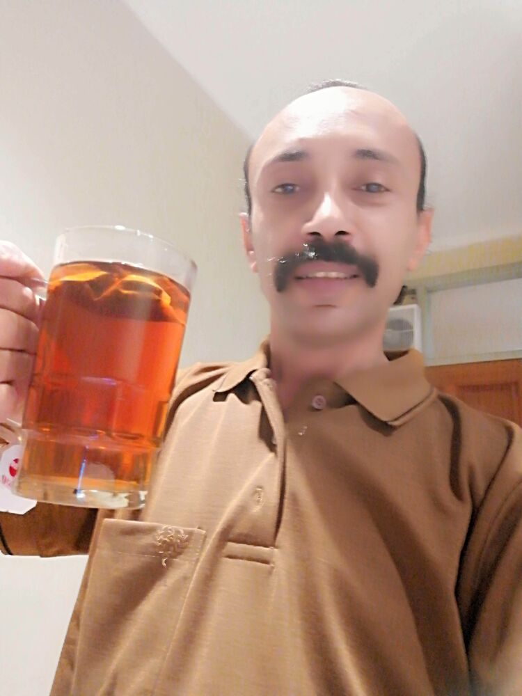  ,   Faisal, 40 ,   ,   , c , 