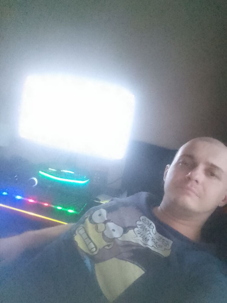  47318611  Sj, 35 ,    