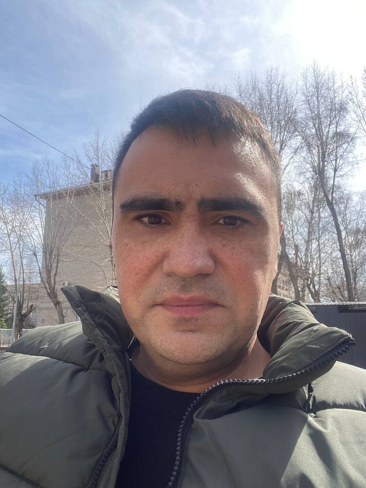  46682641  , 40 ,    