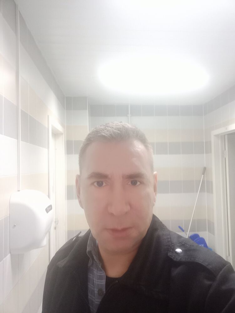  32677901  , 49 ,    