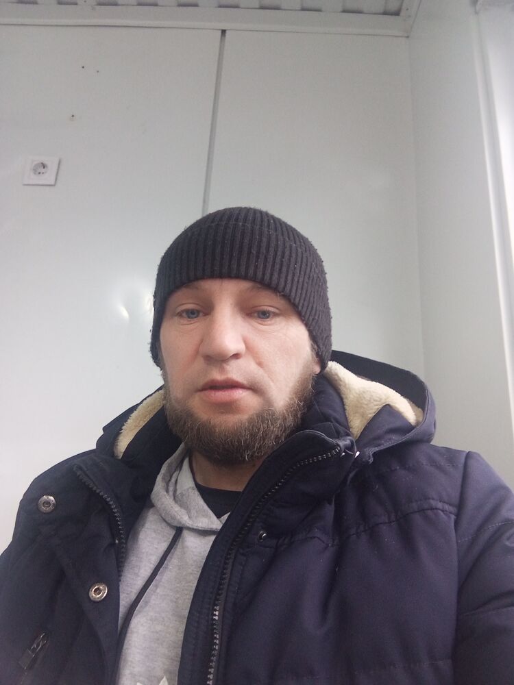  ,   Ewgenii, 36 ,   ,   