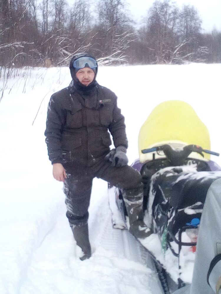  39779291  Evgeny, 40 ,    