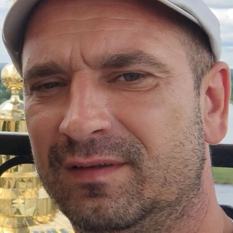  49508431  , 43 ,    