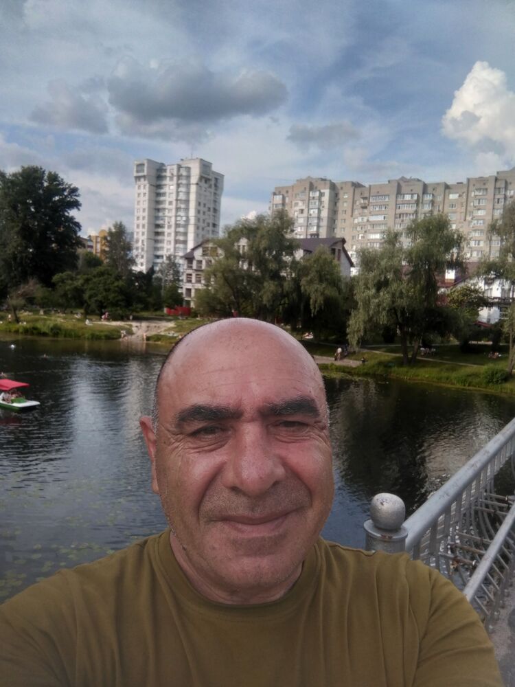  45146111  Azim, 55 ,    