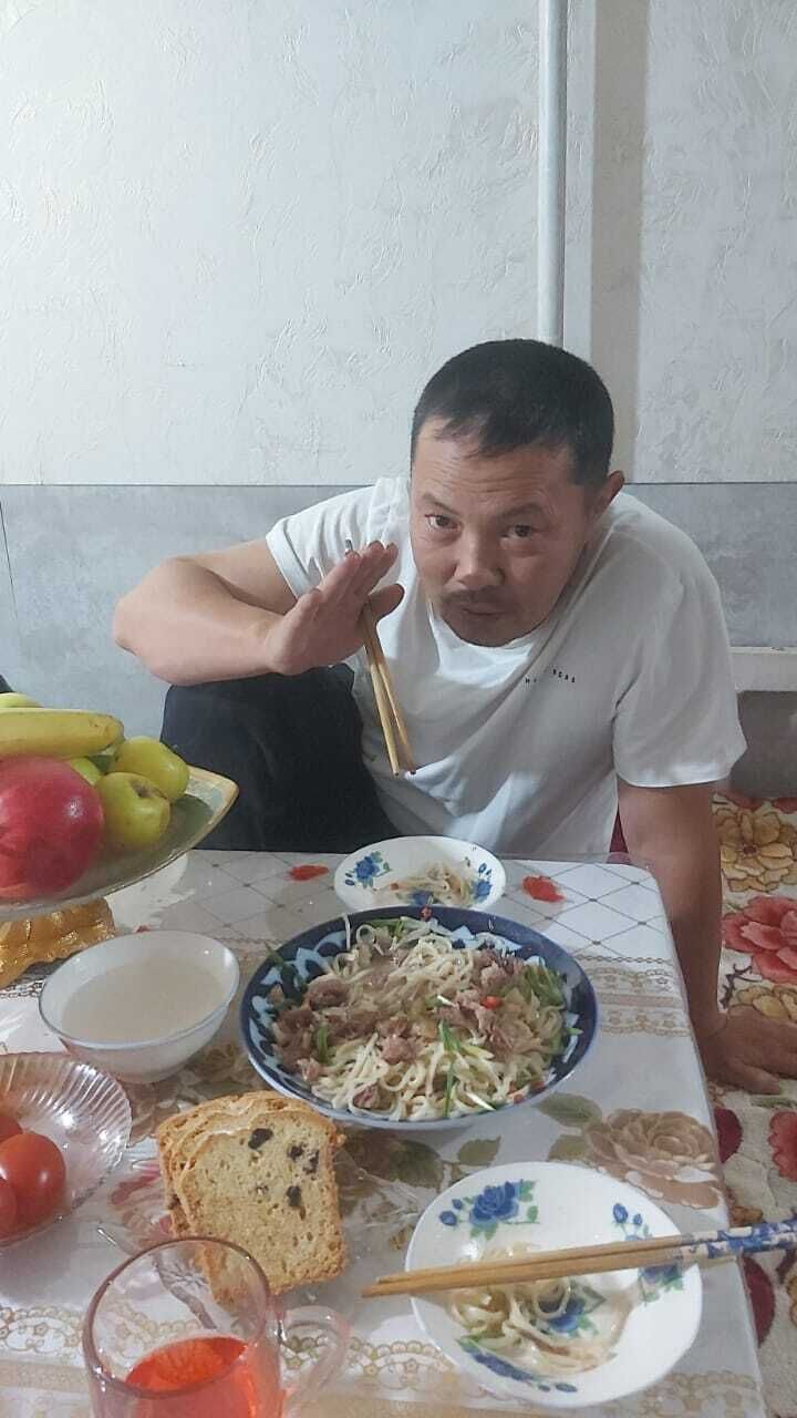  40475471  , 48 ,    