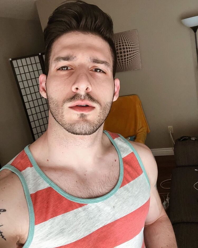  16373291  Denis, 29 ,    Yenisehir