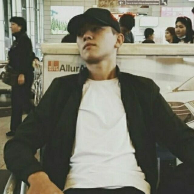  ,   Ruslan, 26 ,   ,   