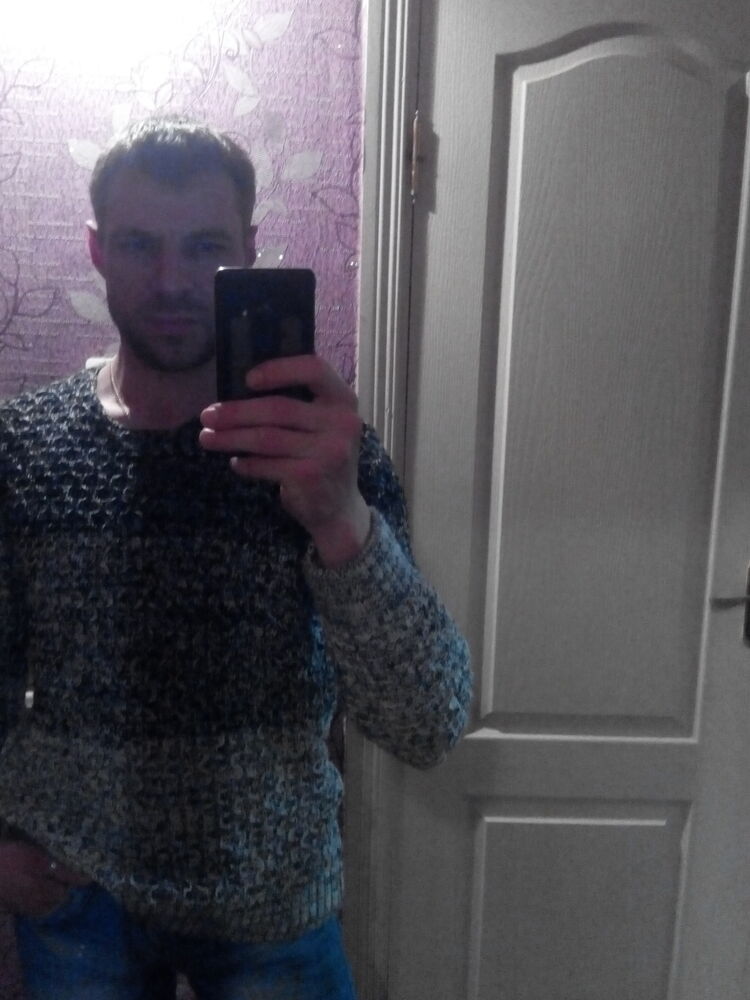  28974901  Sasha, 42 ,    