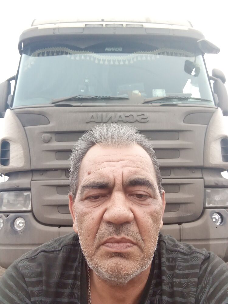  48864081  , 53 ,    