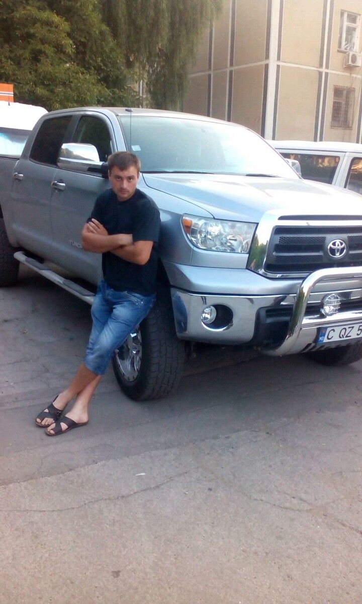  6410391  Mihail, 34 ,    