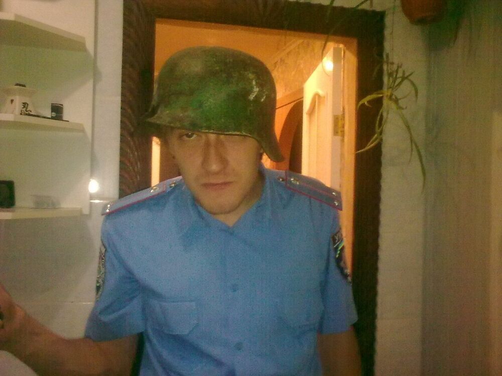  ,   Lucky, 36 ,  