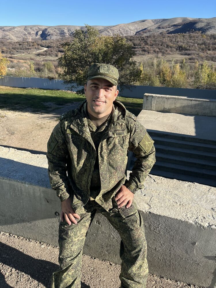  48245471  , 36 ,    