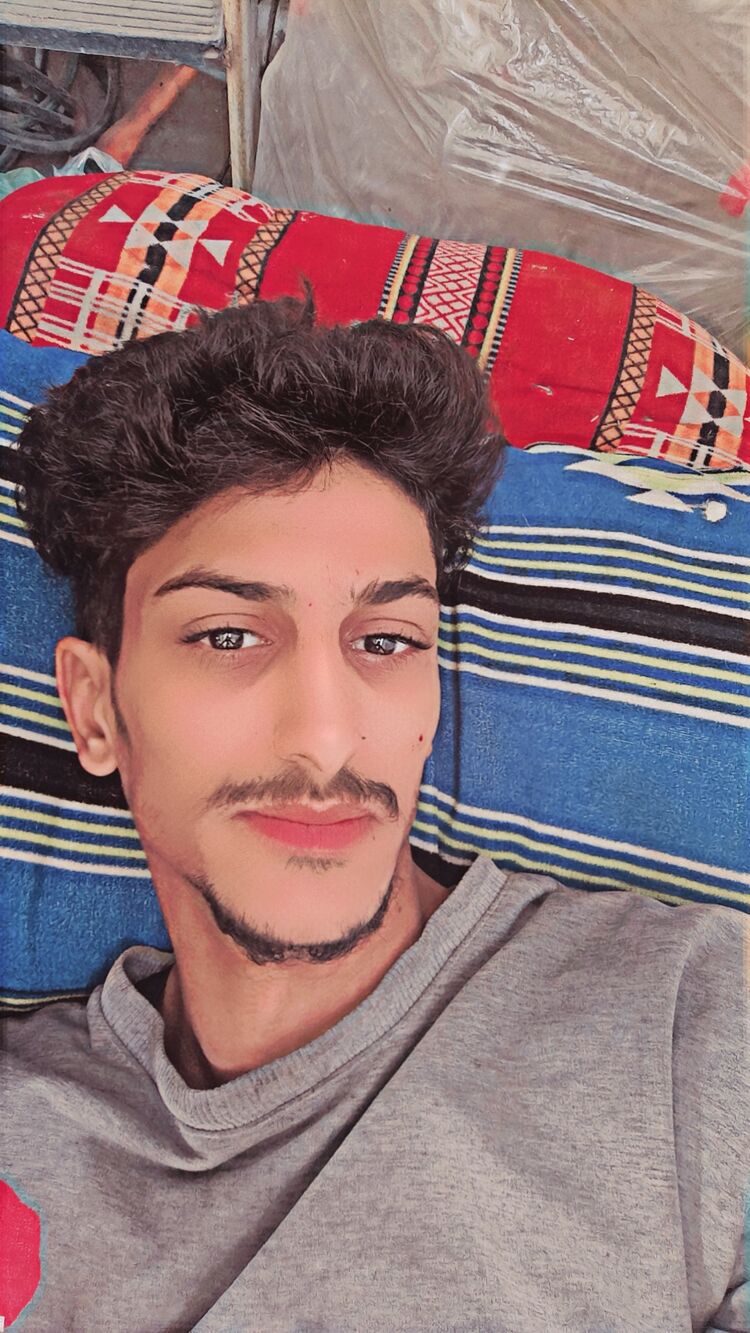  53963501  Hassan, 21 ,    