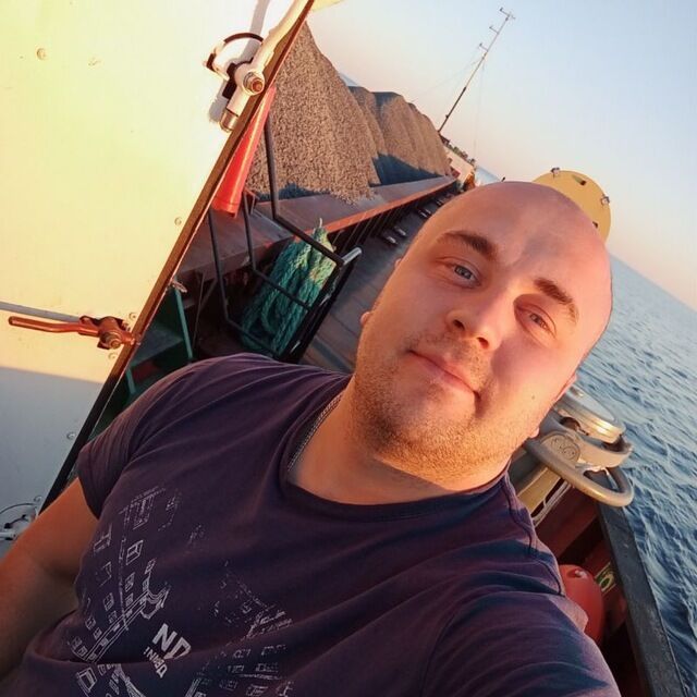  51381651  , 32 ,    -