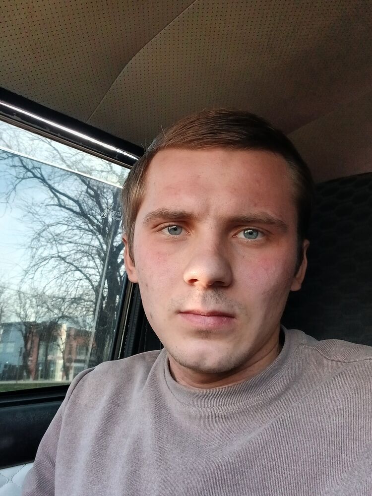  40419321  , 23 ,    