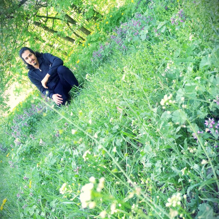  ,   Poorya, 29 ,   ,   , c 