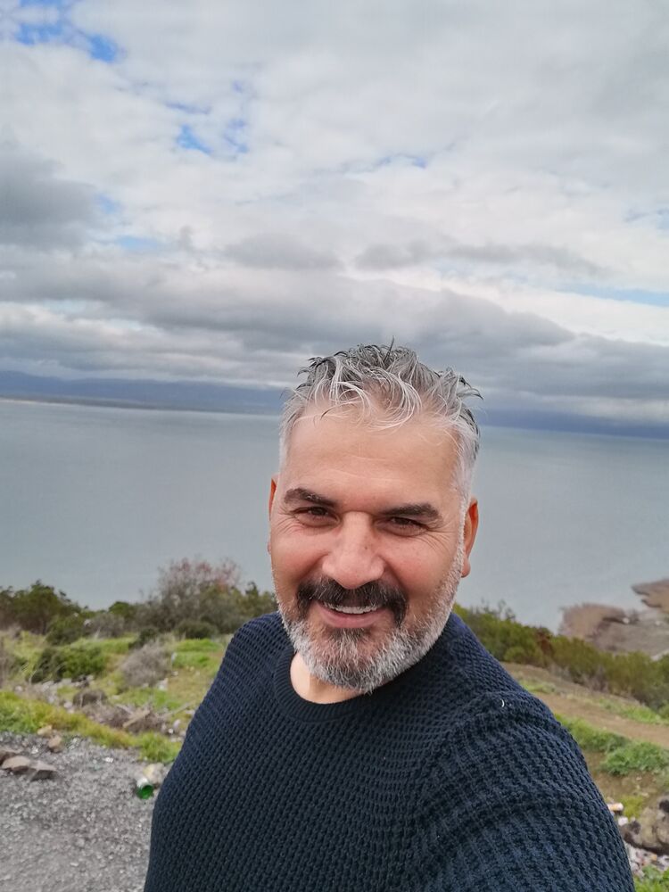  ,   Ali, 50 ,   ,   