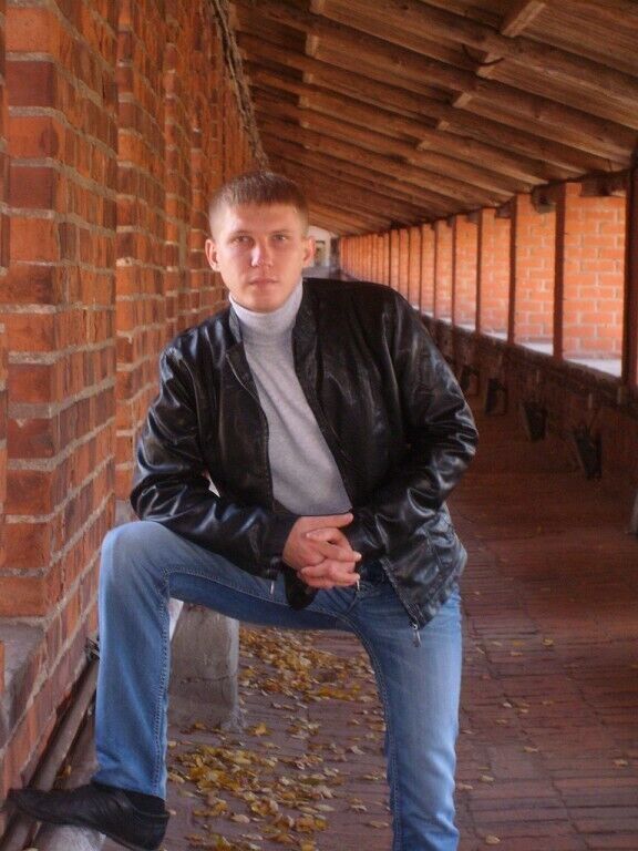  ,   Anatoliy, 41 ,   ,   , c 