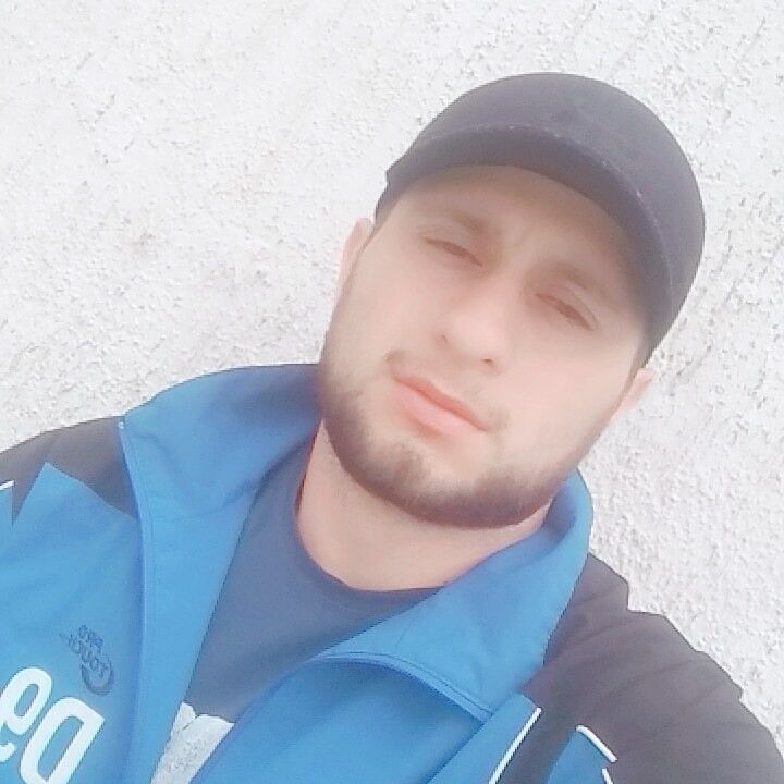  15041061  , 33 ,    