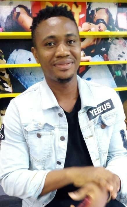  18381851  John, 30 ,    Lagos
