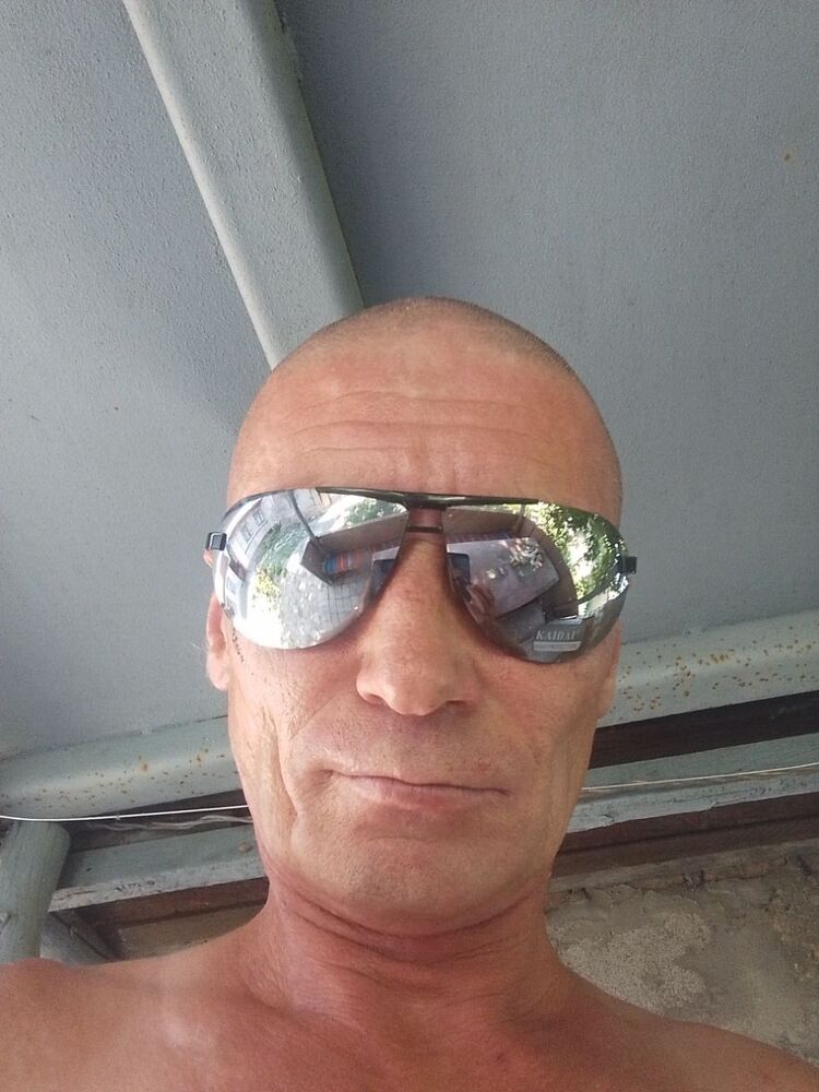  36740141  , 52 ,    