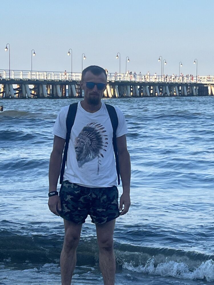  ,   Pavel, 32 ,   ,   , c 