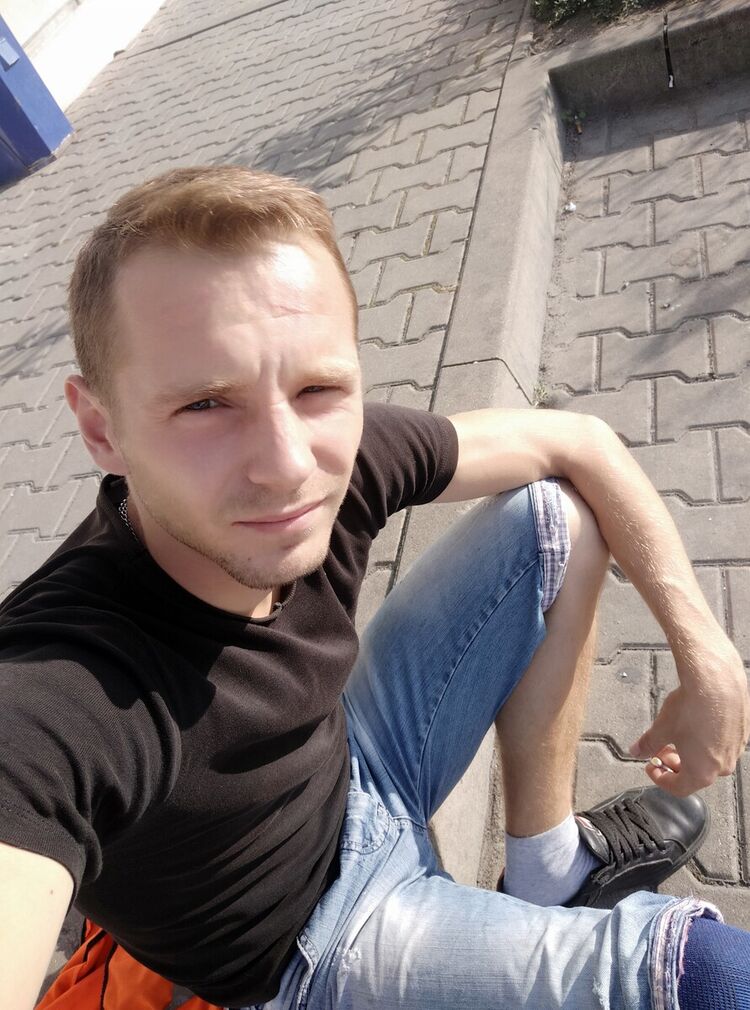  21357301  Andrij, 29 ,    Bohnice