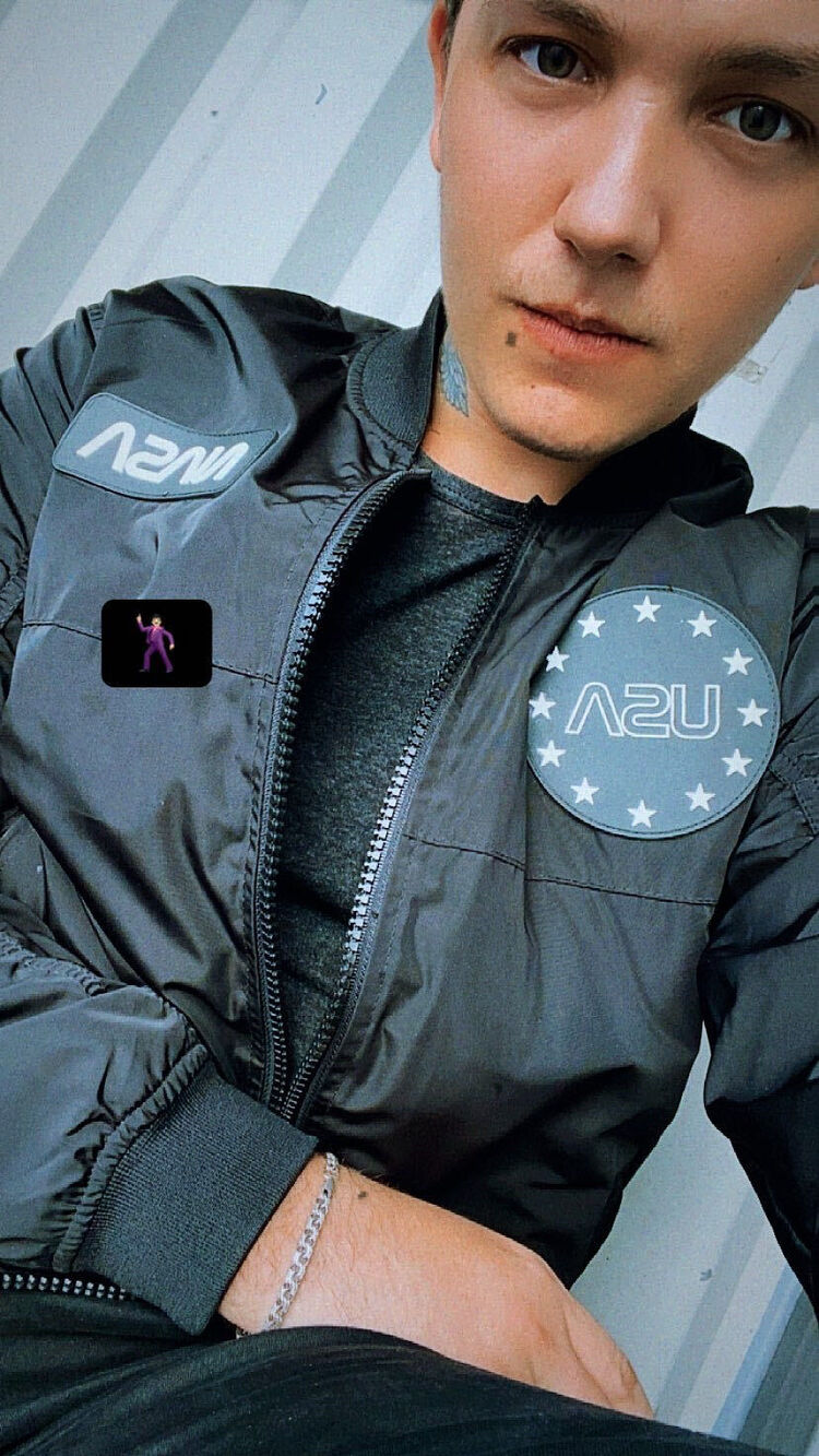  32824401  , 31 ,    