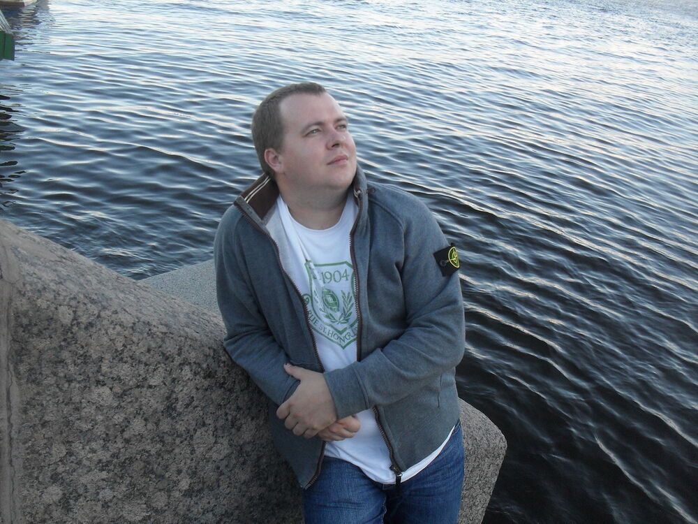  5718831  Anton, 42 ,    