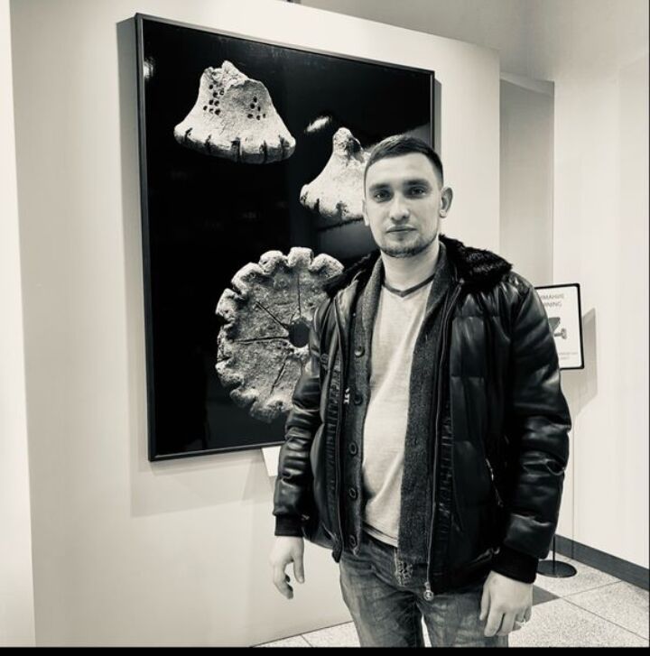  49111361  , 31 ,     