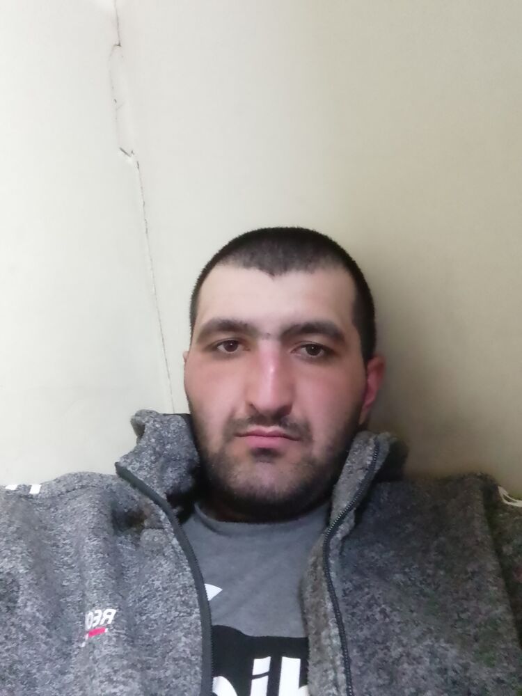  37518861  , 28 ,    