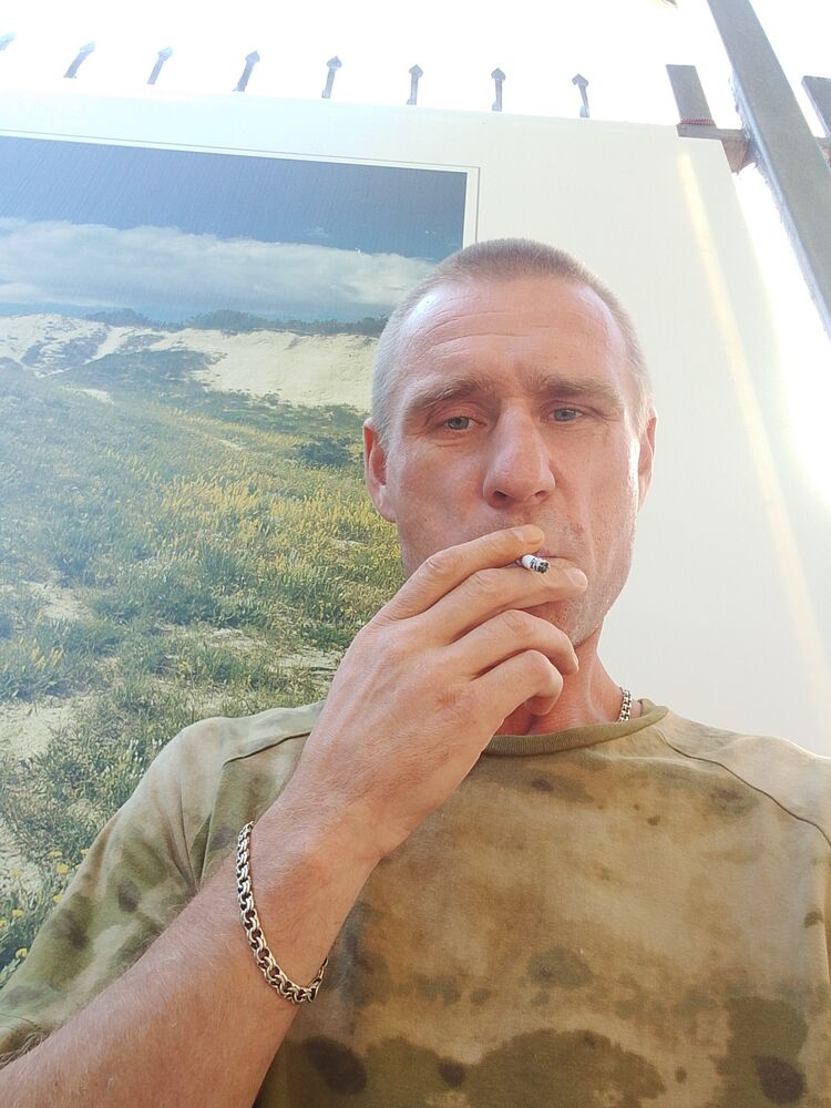  46599031  , 39 ,    