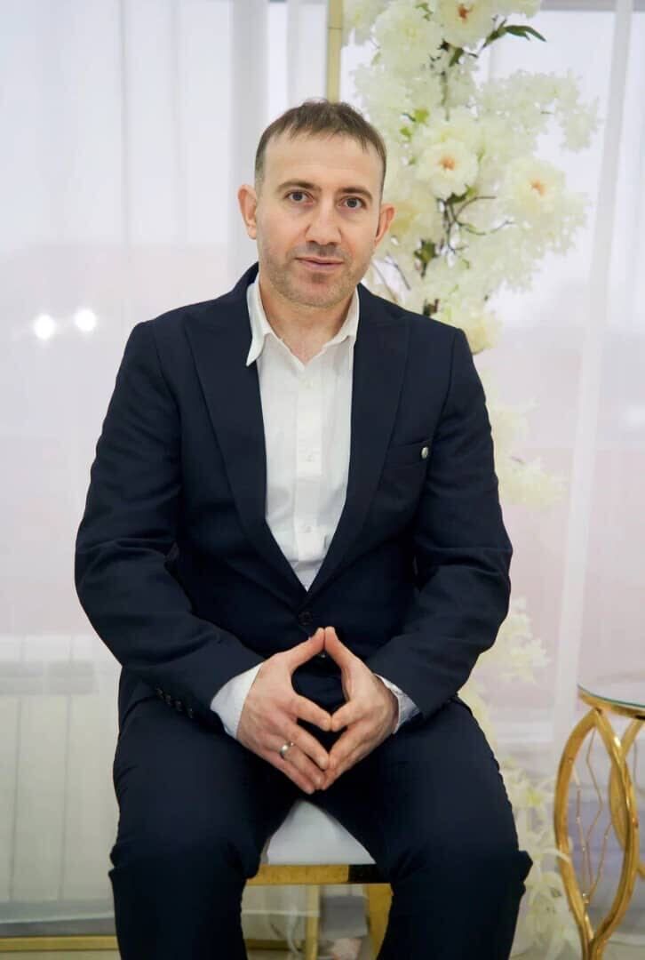  43865811  , 37 ,    Bojnurd