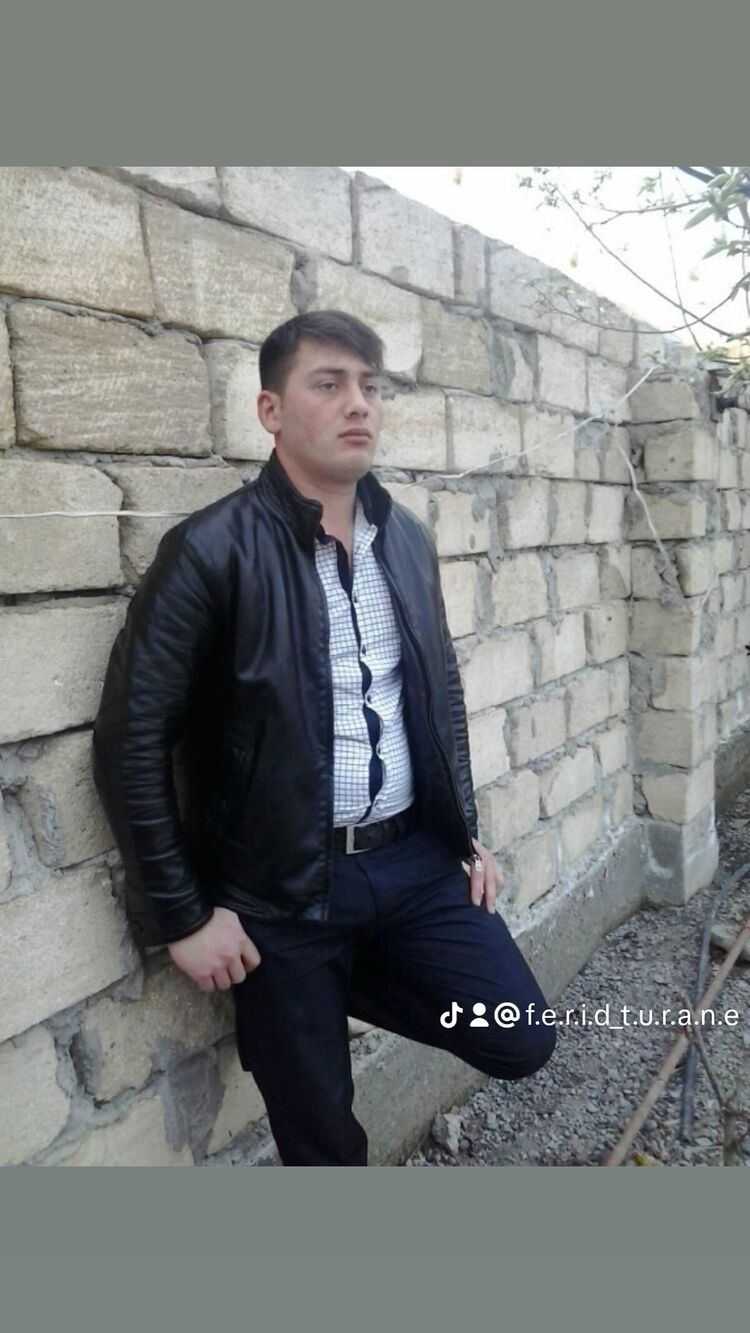  ,   Farid, 32 ,   ,   