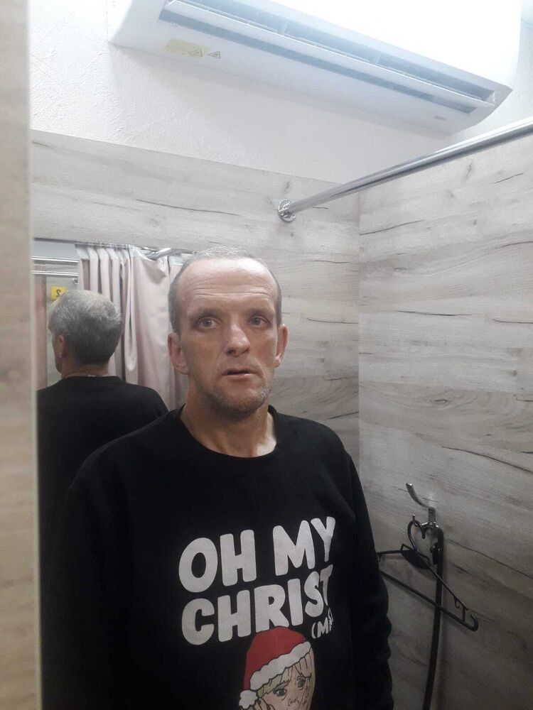  35666361   , 52 ,    