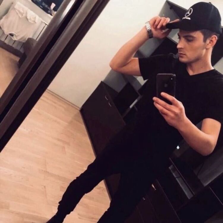 ���� 37562521 ������� ������, 32 ����, ���� ���������� � ������