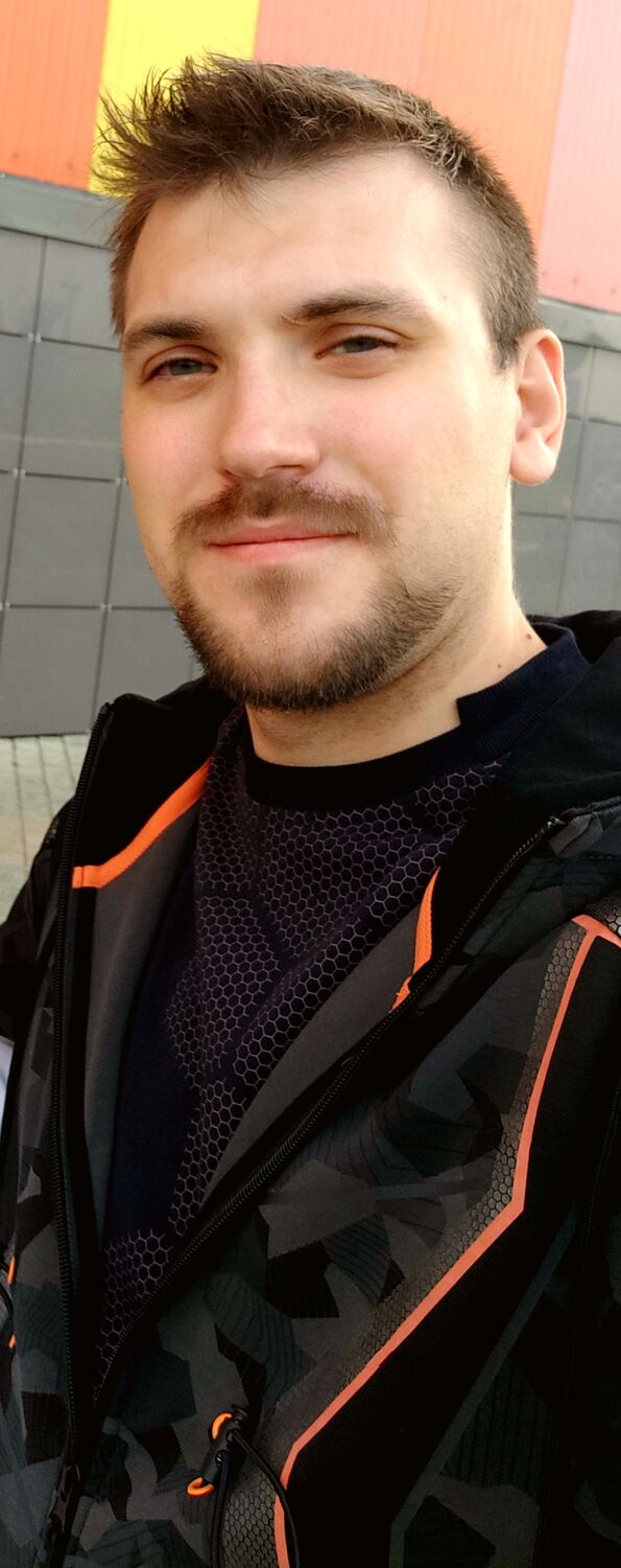  ,   Johnny, 34 ,  