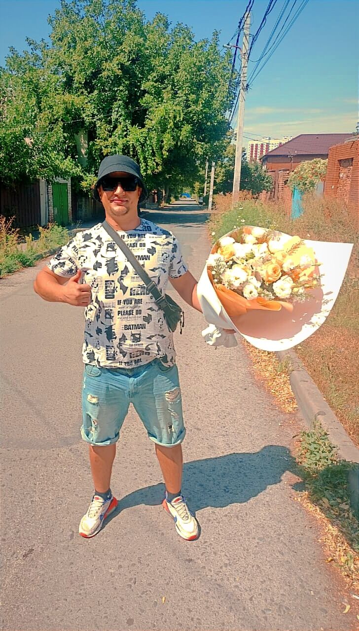  --,   Yakov, 32 ,   ,   