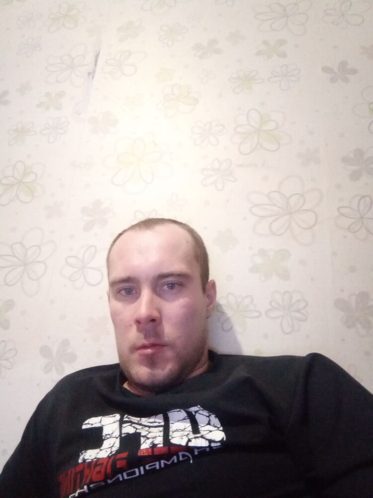  32327781  , 30 ,    