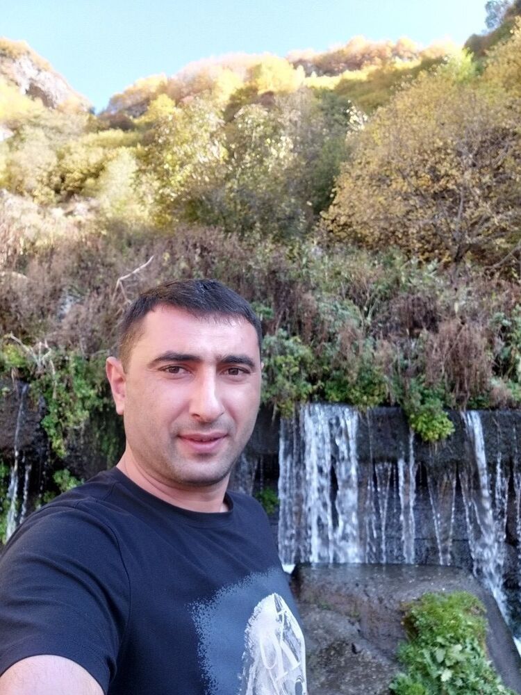  18064311  Arsen, 41 ,    