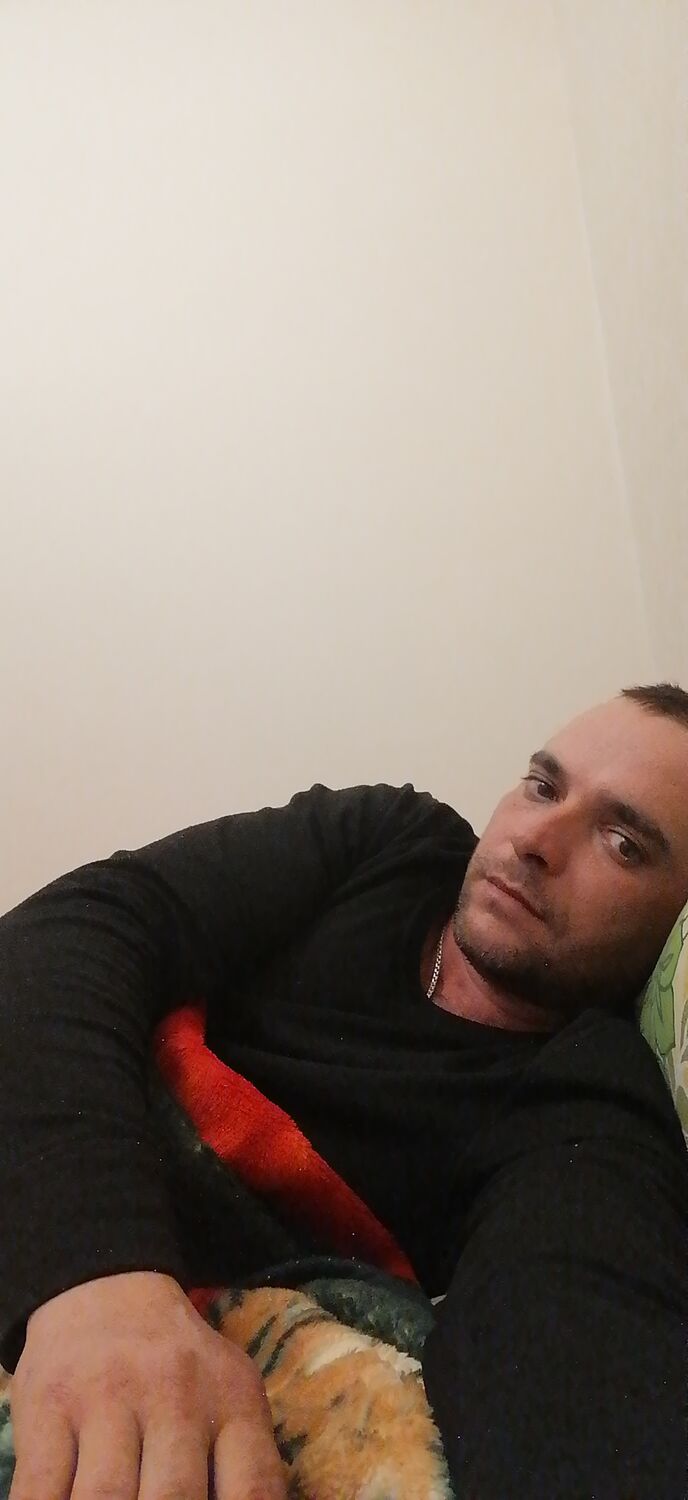  46450101  Valery, 37 ,    