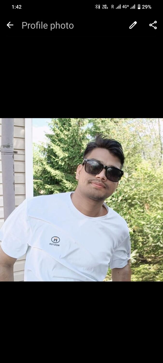  48310571  Khushmiir, 23 ,    Ara